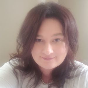 Meet your Posher, Jillian